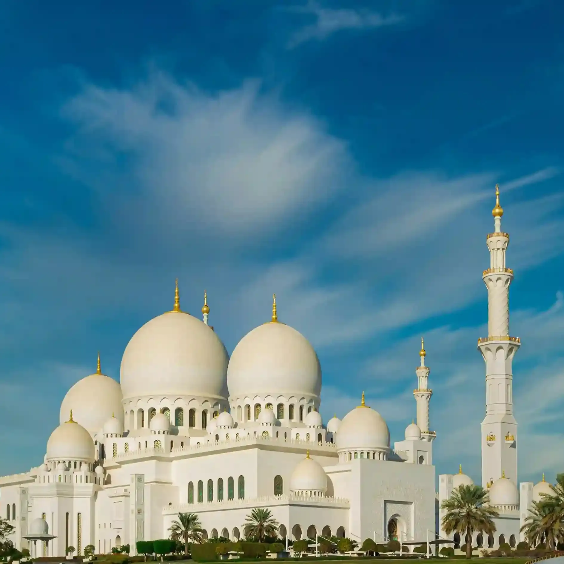 Sheikh Zayed Grand Mosque iconic white marble mosque in Abu Dhabi