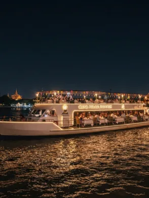 Dinner cruise on the Chao Phraya River with Bangkok skyline
