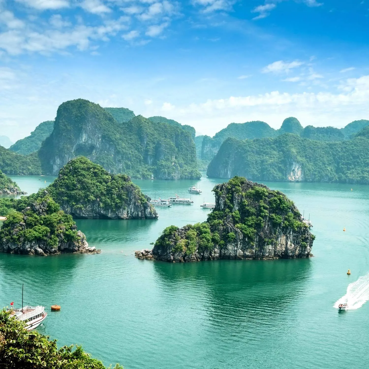 Limestone islands and emerald waters in Halong Bay, Vietnam