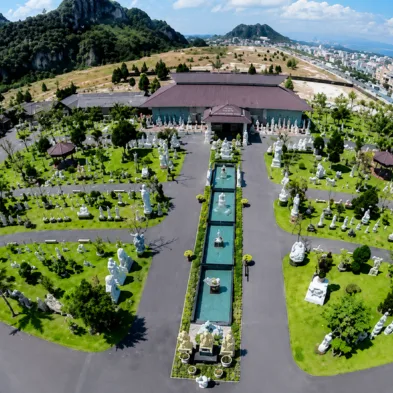 Stone carving artisans and sculptures at Non Nuoc Village in Danang
