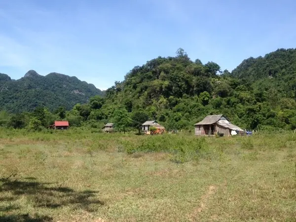 Niềm vui về với người dân bản Nà Lâm khi được giao lại đất sản xuất