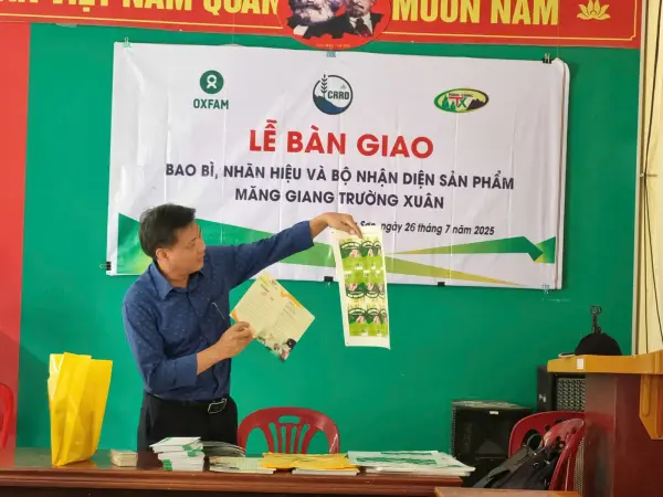 Lễ bàn giao bao bì, nhãn hiệu và bộ nhận diện sản phẩm măng Giang Trường Xuân — ảnh 2