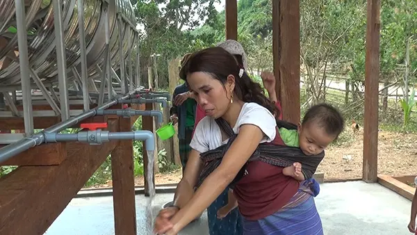 Quỹ phát triển nông thôn và giảm nghèo huyện Quảng Ninh khánh thành công trình nước sạch tự chảy bản khe cát