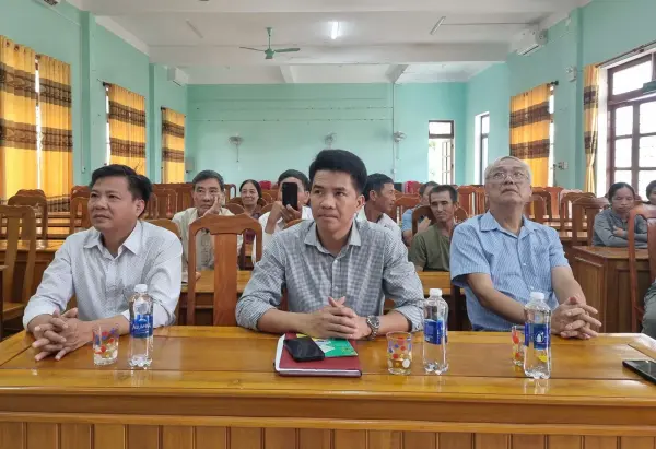 Lễ bàn giao bao bì, nhãn hiệu và bộ nhận diện sản phẩm mật mía Làng Khiên — ảnh 4