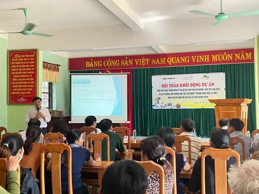 Hội thảo khởi động dự án “Hỗ trợ phát triển kinh tế và xã hội cho phụ nữ nghèo và dân tộc Vân Kiều tại xã Trường Sơn thông qua tạo thu nhập từ nghề nuôi ong lấy mật ứng phó với biến đổi khí hậu và dịch Covid”