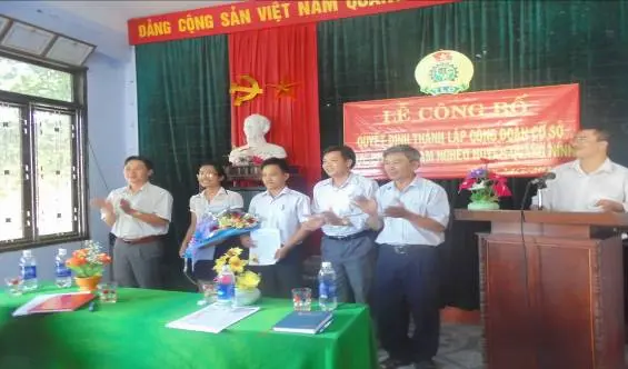 Lễ công bố quyết định thành lập công đoàn cơ sở Quỹ PTNT và Giảm nghèo huyện Quảng Ninh