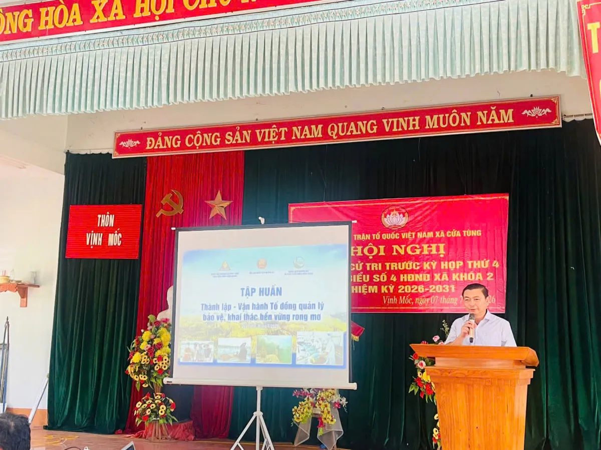Tập huấn thành lập và vận hành Tổ đồng quản lý bảo vệ, khai thác bền vững rong mơ tại Vịnh Mốc, Quảng Trị