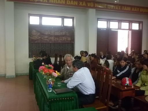 Cứu trợ tại xã Võ Ninh