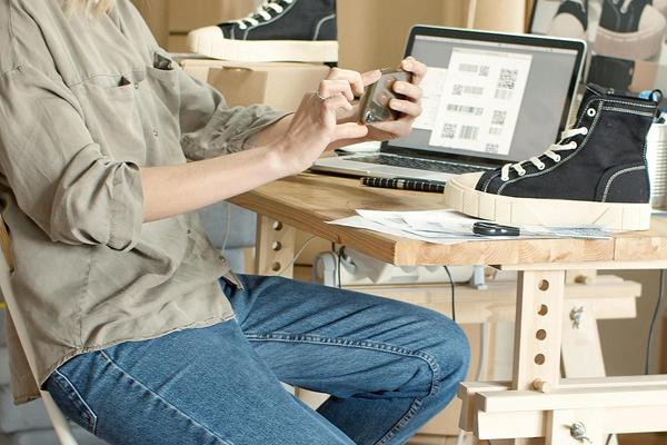 How to Start Reselling in Australia (2025 Guide for Beginners)