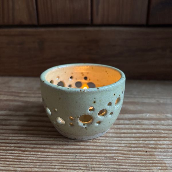 Tea light