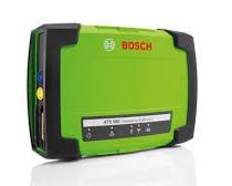 Tester diagnostyczny Bosch KTS 560 na stanowisku roboczym w warsztacie CARZONA