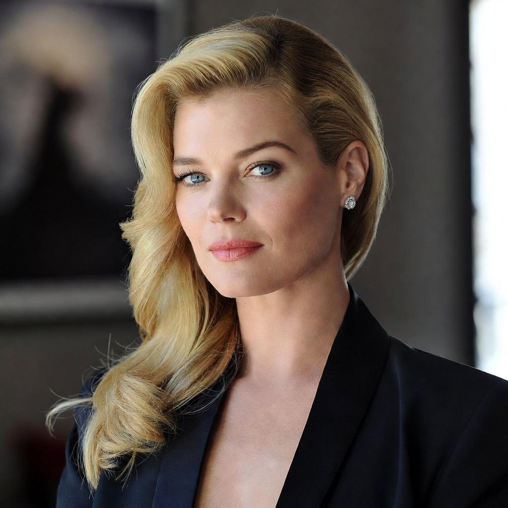 Rebecca Romijn