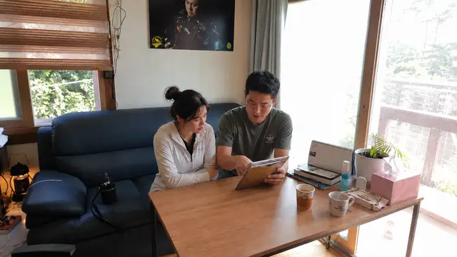 제주 범섬 체험다이빙 후 촬영본 안내, 노틸러스다이브 센터로 복귀해 샤워 후 다이빙 사진·영상을 전달