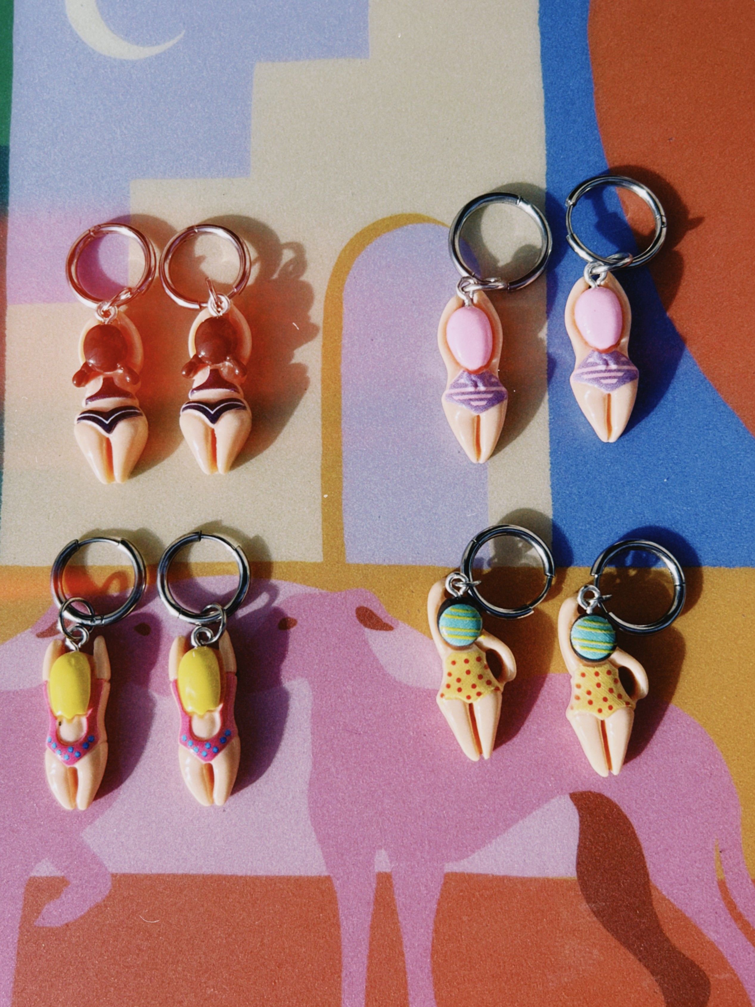 pendientes de acero inoxidable con dije de nadadoras