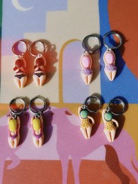 pendientes de acero inoxidable con dije de nadadoras