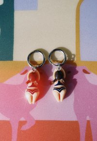 pendientes de acero quirúrgico y dije de nadadora
