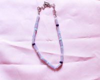 collar de piedras en tonos celestes y azules con cadena de acero inoxidable