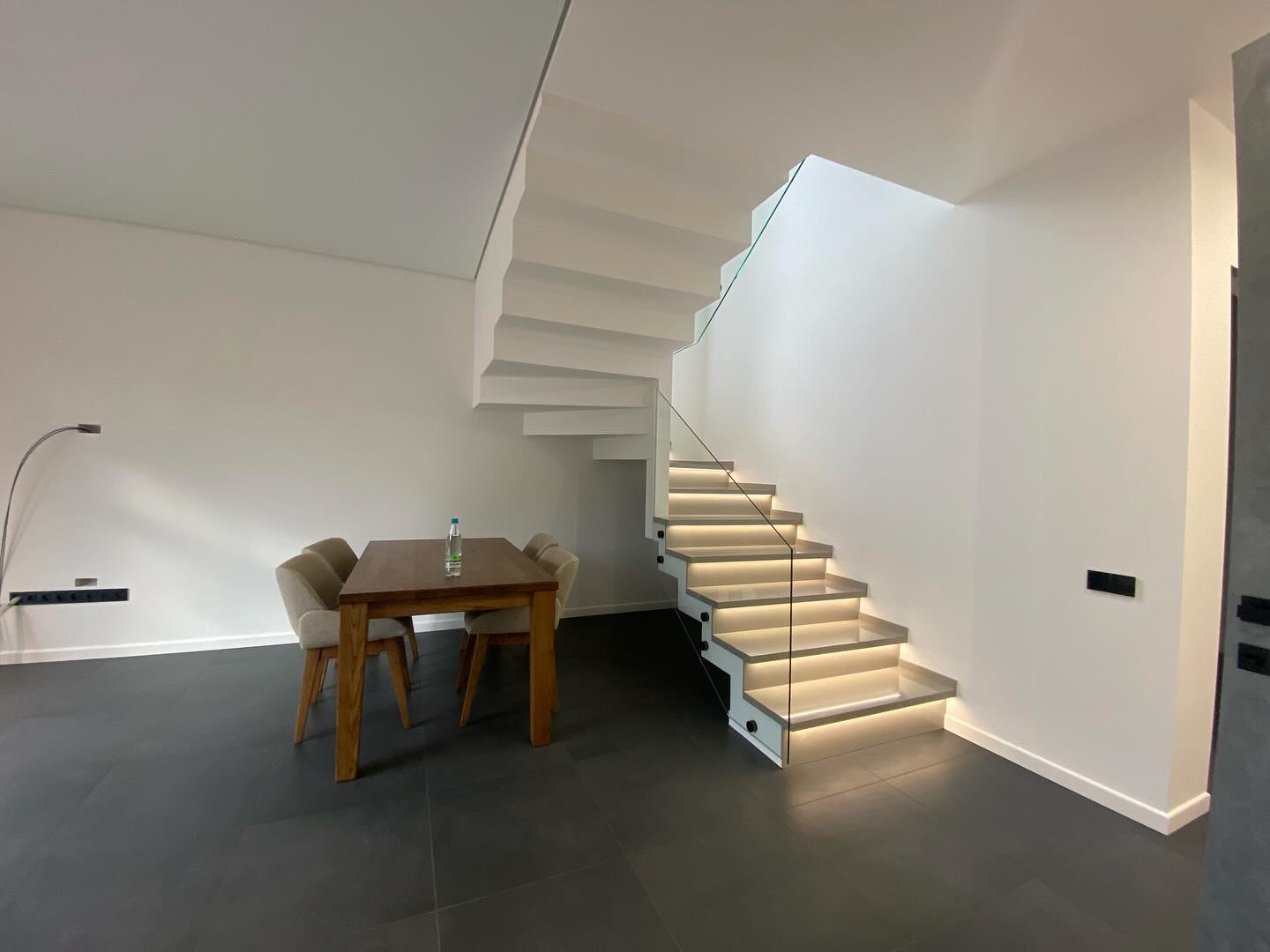 turnkey-apartment-renovation-smart-home