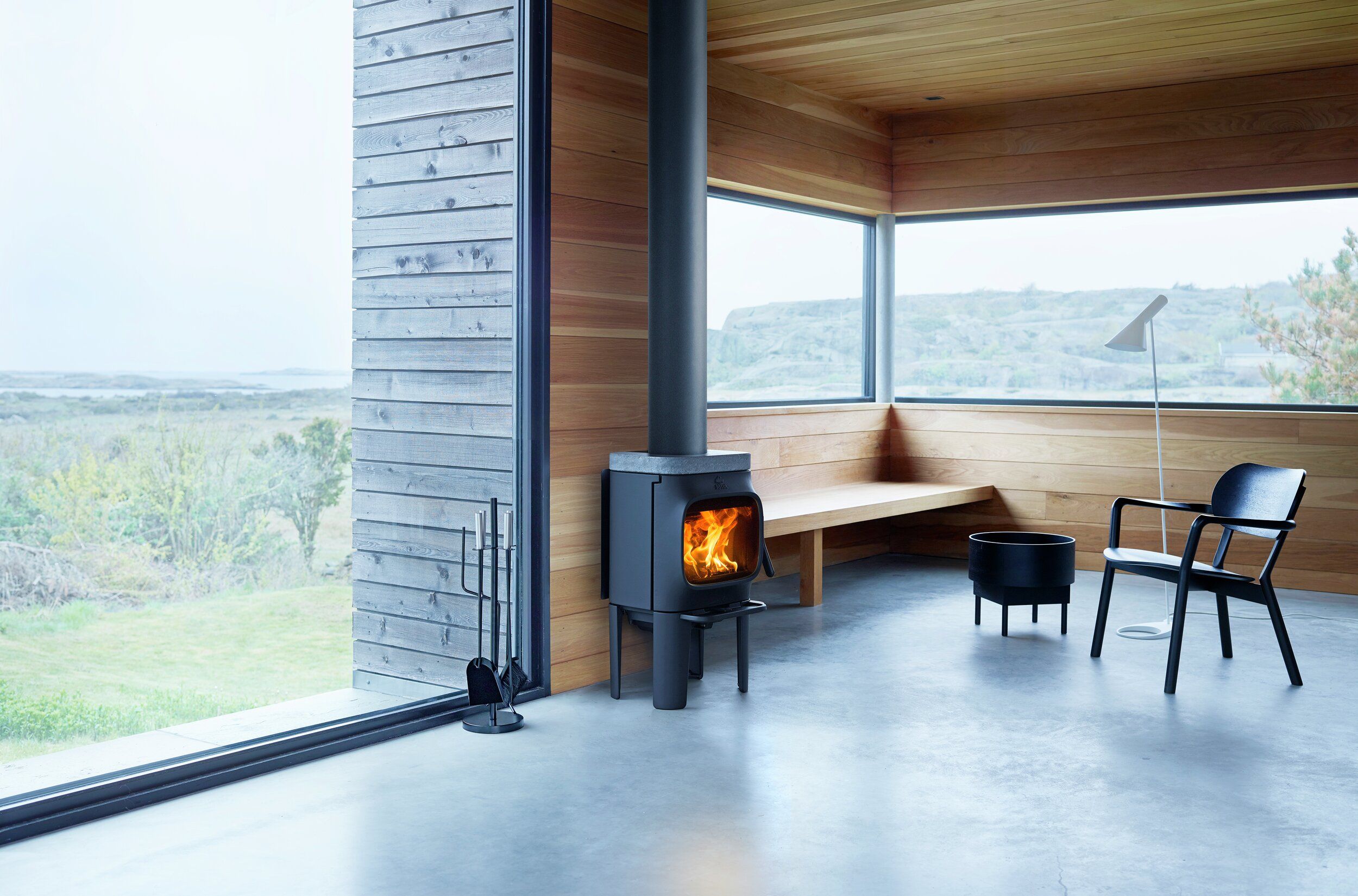 Wood Stoves | Modern & Cast Iron Wood Burning Stoves | Jøtul