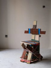 Shangai Trash Chair and Shelf