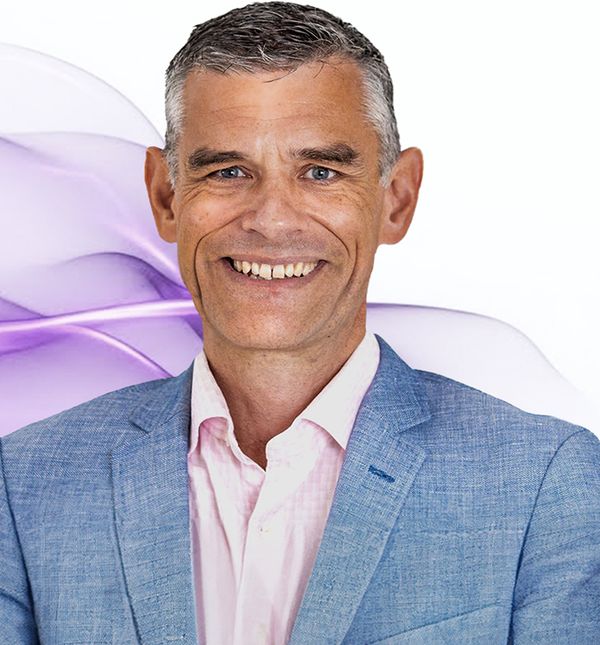 Portrait of Prof. Jarad Martin