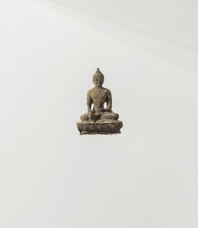 Buddha z prachu