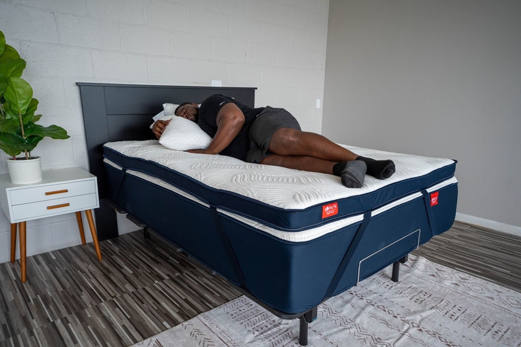 Big Fig's Cooling Micro-Coil Mattress Topper Is Made With THERMOGEL COOLING® Technology That Actively Cools Your Body Temperature On Contact.