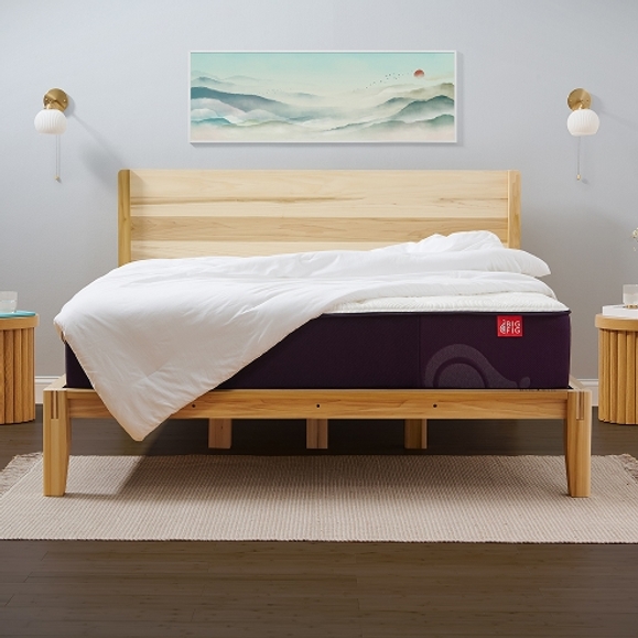 Big Fig's Classic Mattress Is Available In California King Size.