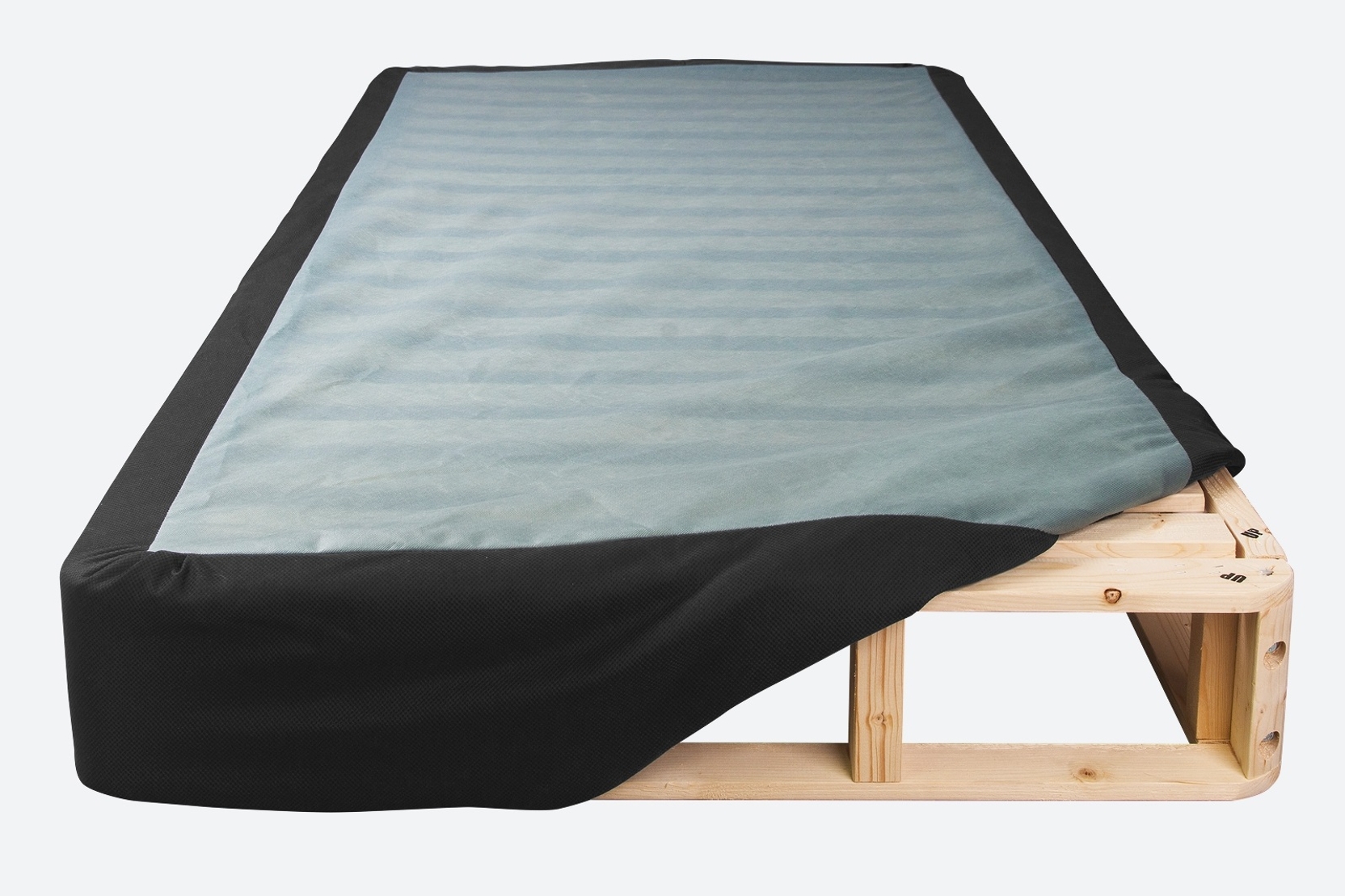 Whether you want a mattress foundation with the strength of a linebacker or a foundation for your bed that that brings minimalist vibes, Big Fig’s got you.