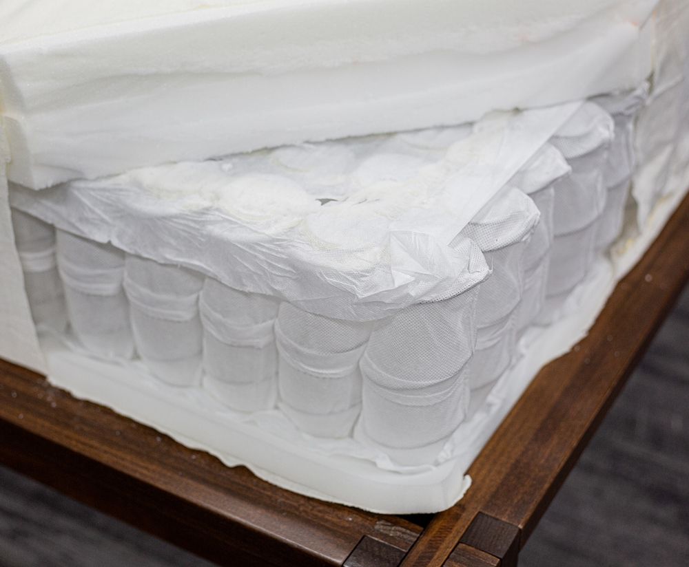 Big Fig vs Cocoon Chill by Sealy Mattress: Design