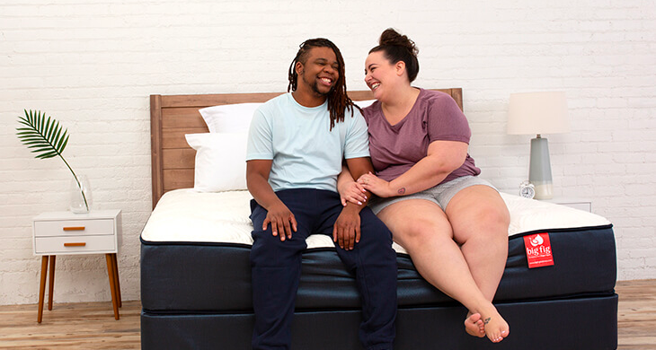 alysse and gio on mattress for heavy couples