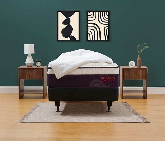 Big Fig's Medium Firm Mattress Is Available In Twin XL Size.