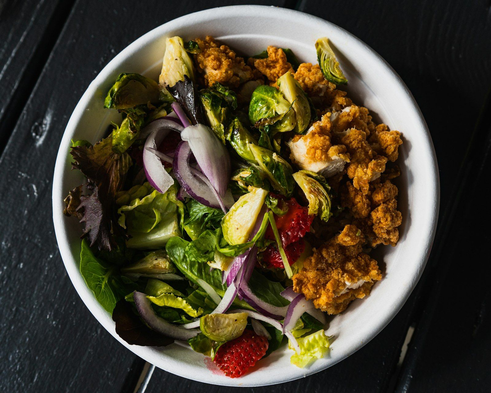 TOSSED SALAD WITH SPROUTS