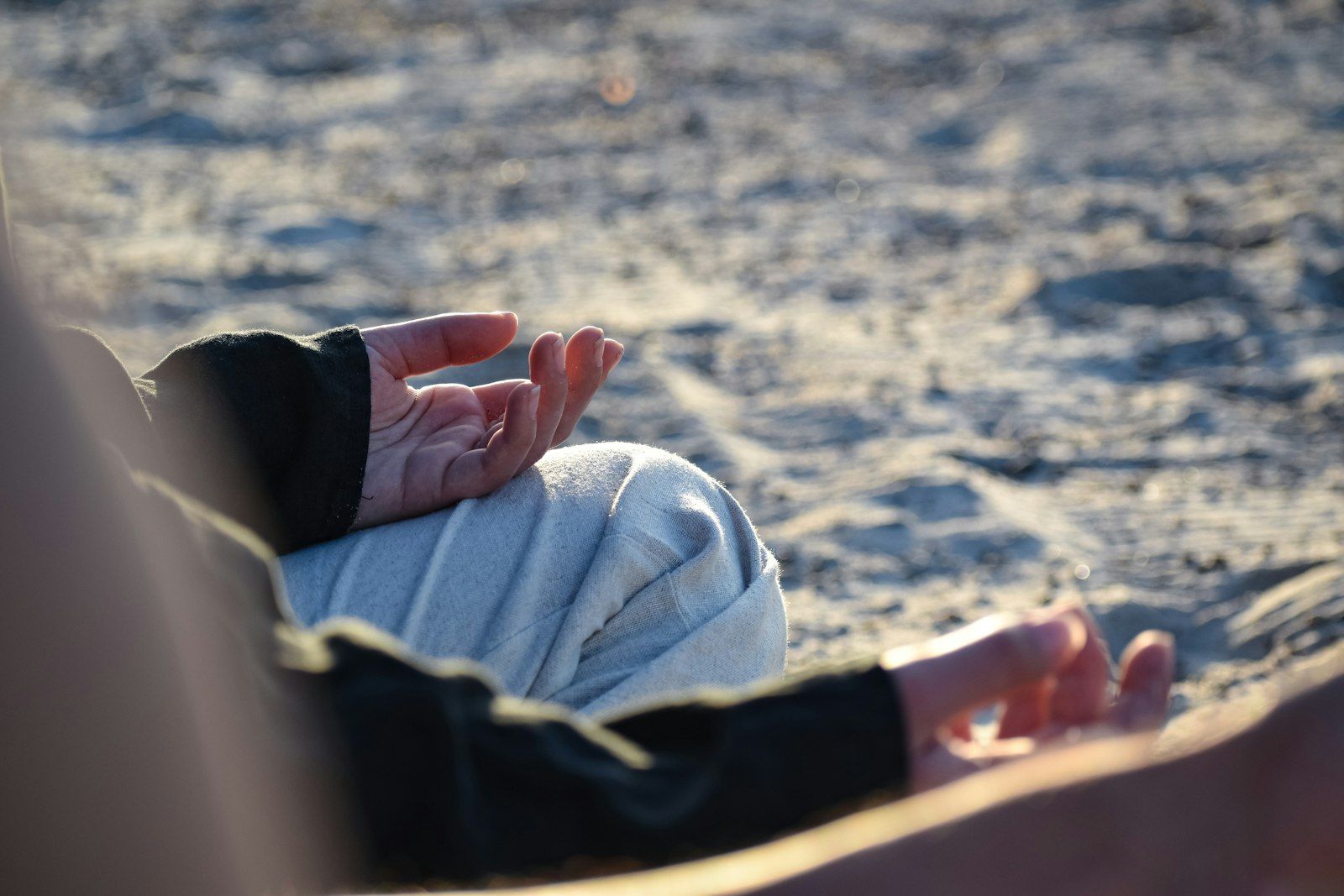 HAND MUDRA (HASTA MUDRA)