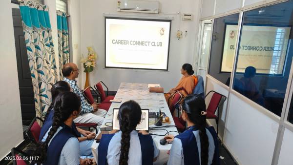 Alumni Career Support - Photo IMG20250206111718