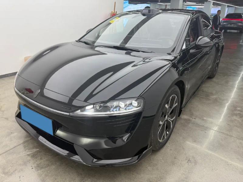 2026 Luxeed S7 BEV