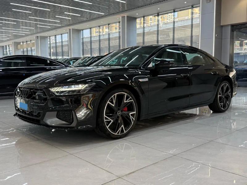 2025 Audi A7L 2.0T 245HP L4 7DCT
