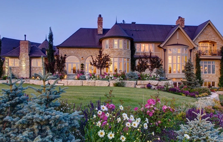 从成交到长久信任:地产经纪人如何成为客户的“人生管家”