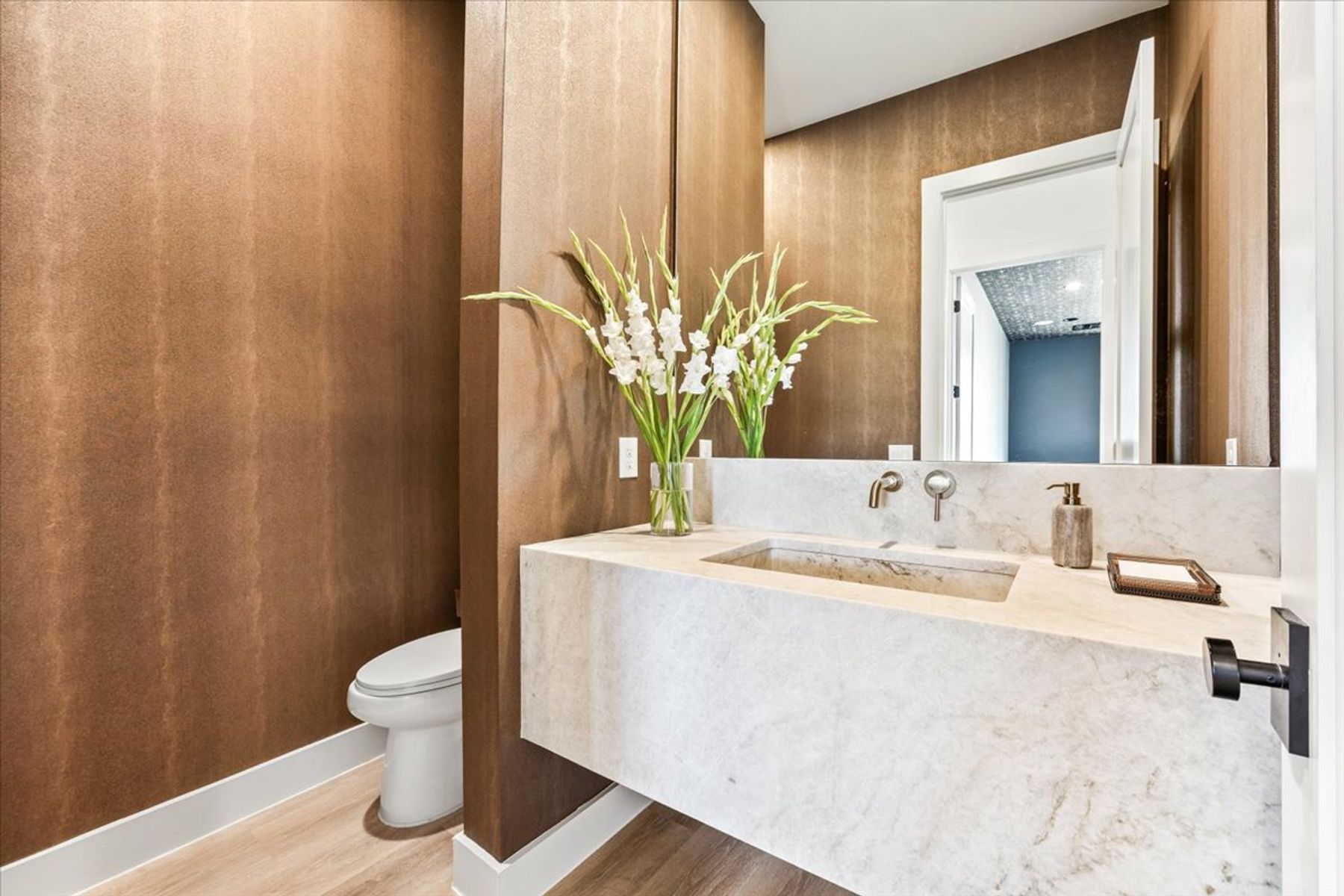 Ashby Canyon Residence, image 9