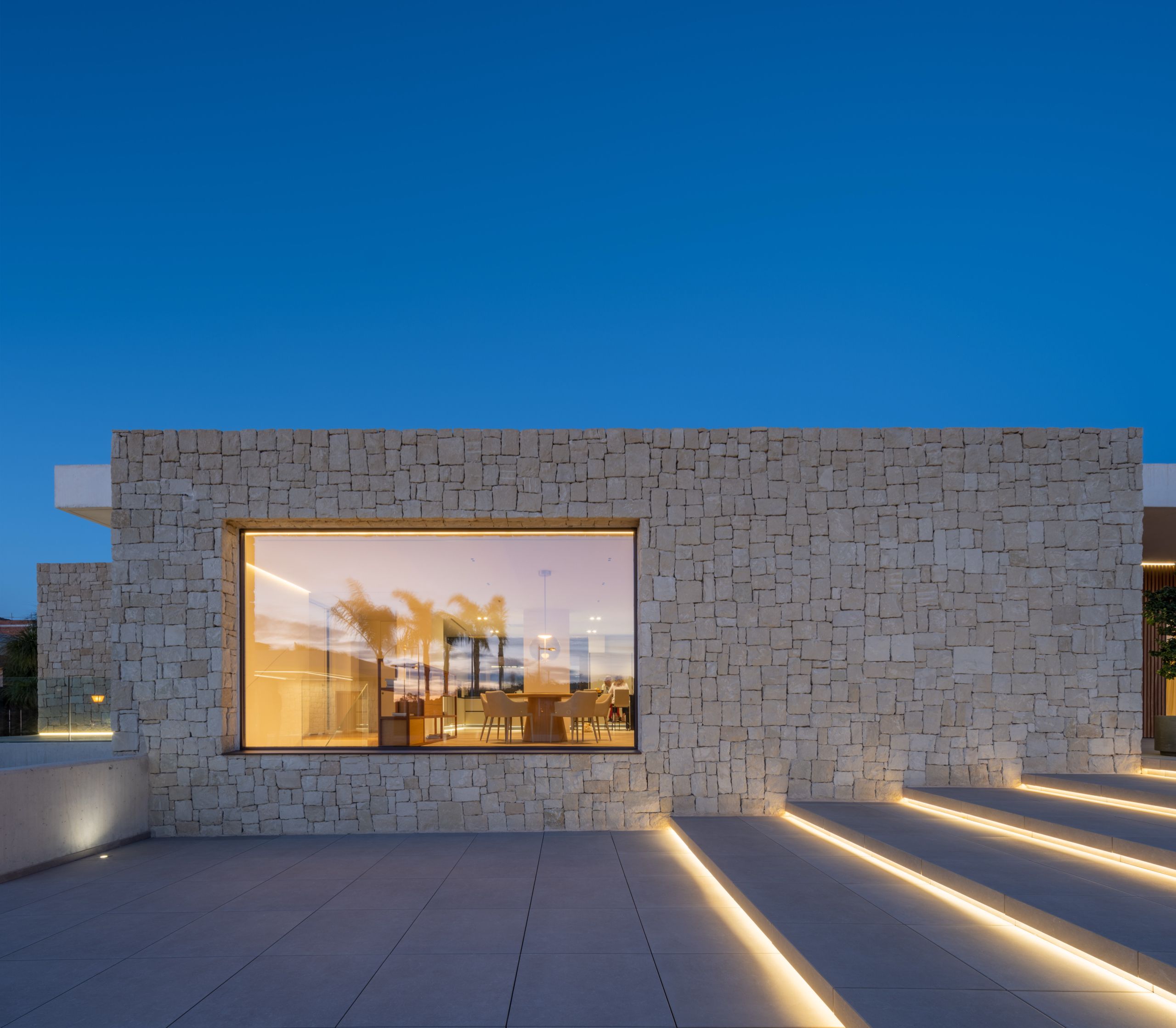 STONE HOUSE - Imagen 23