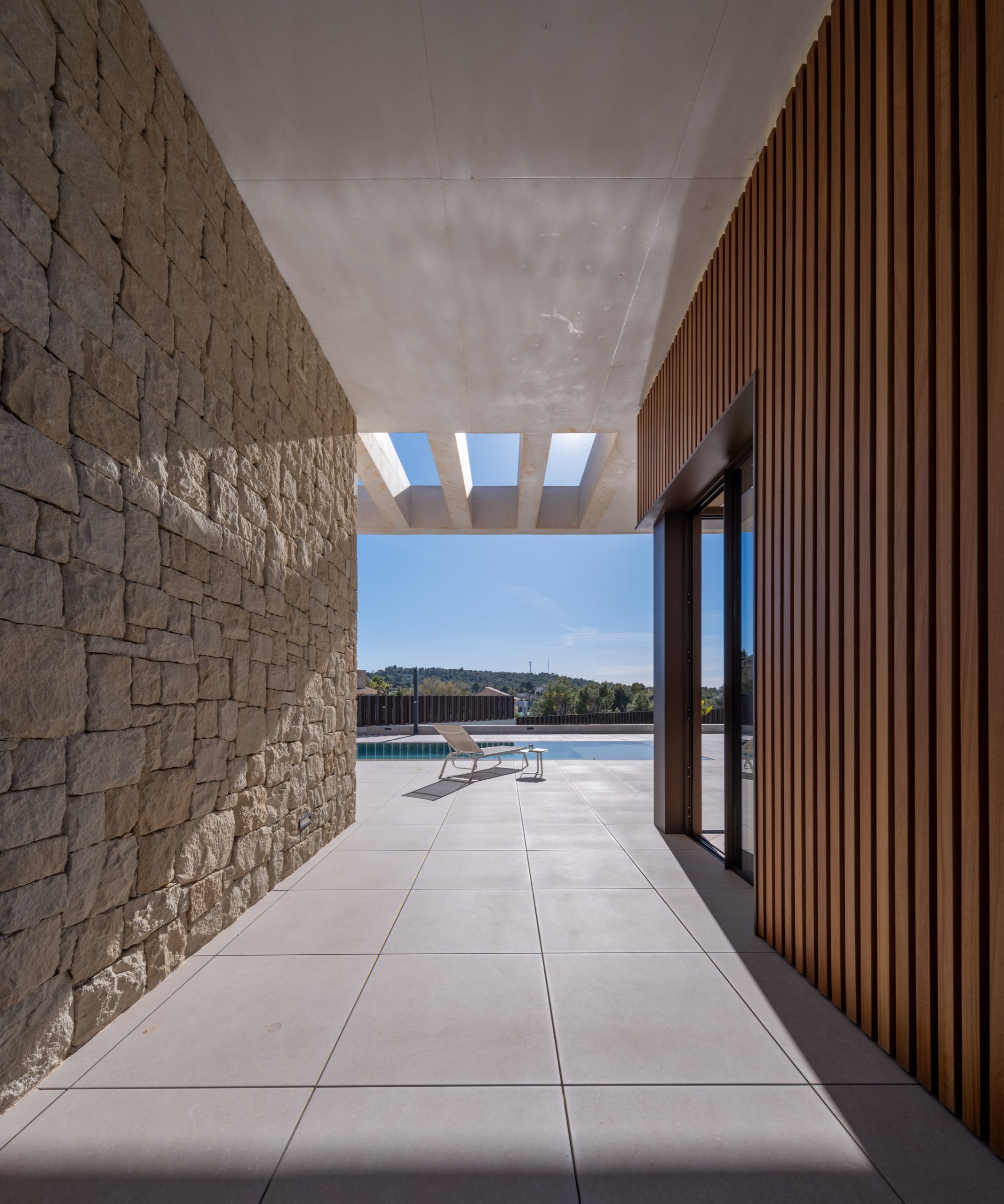 STONE HOUSE - Imagen 27