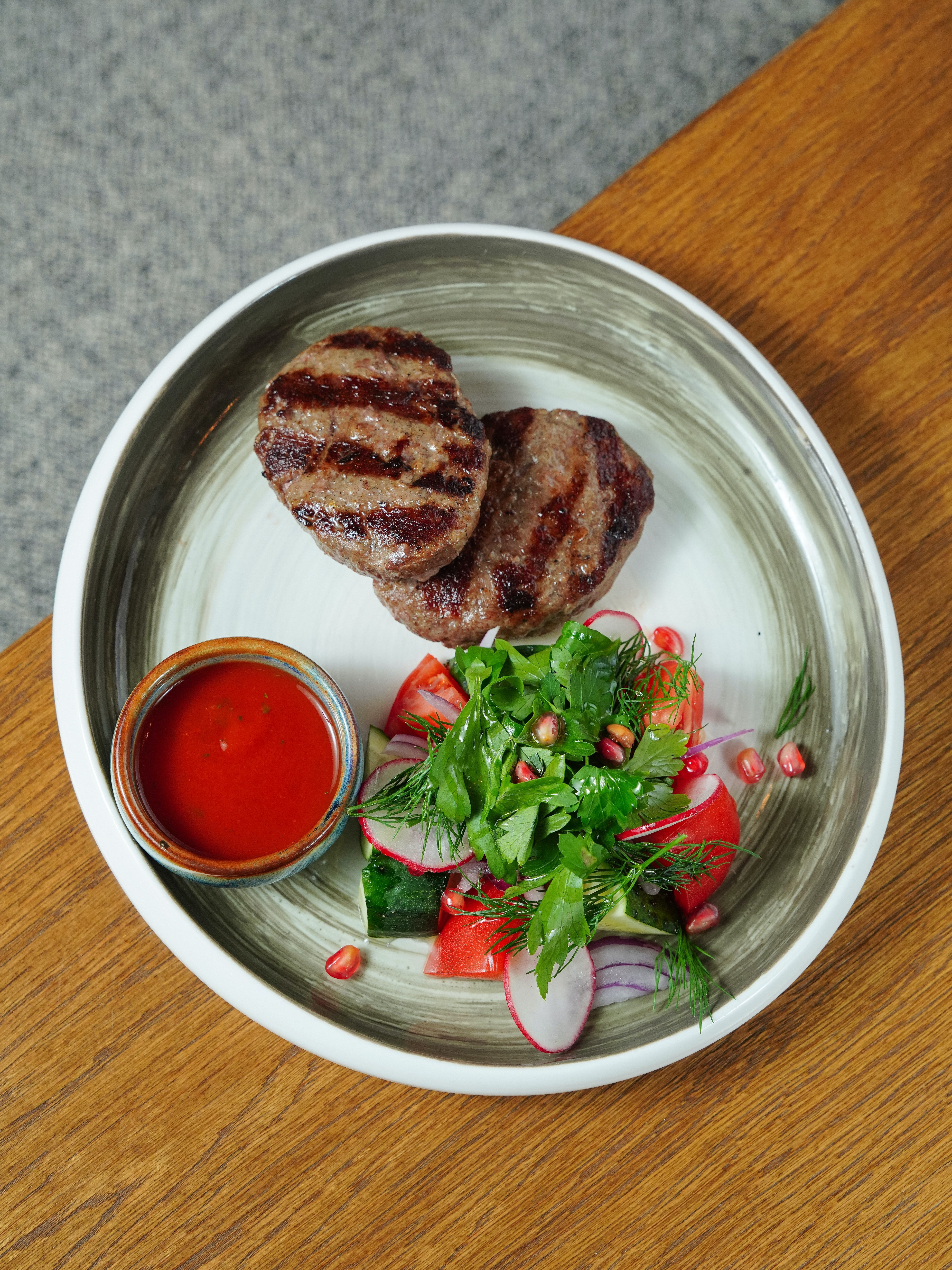 lean meat and veggies