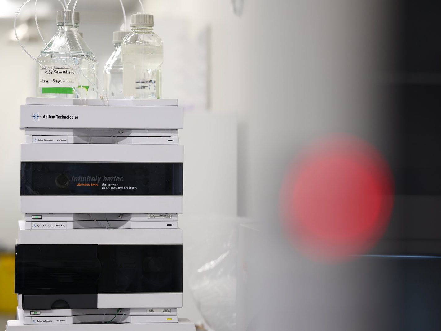 Analytical instruments in the Koppers laboratory