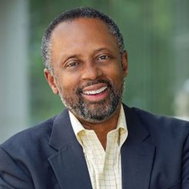 Headshot of Earl Lewis