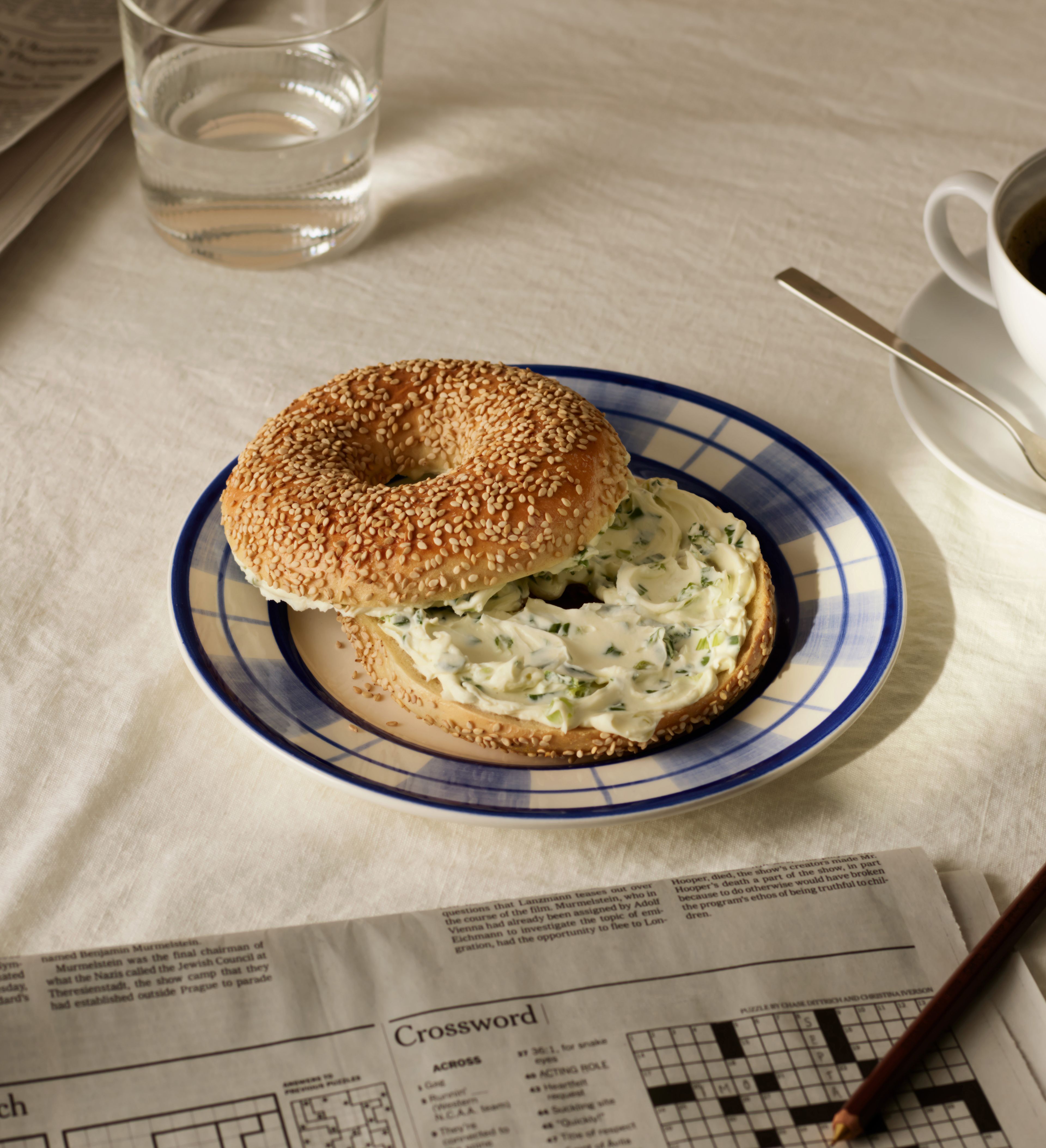 bagel with cream cheese