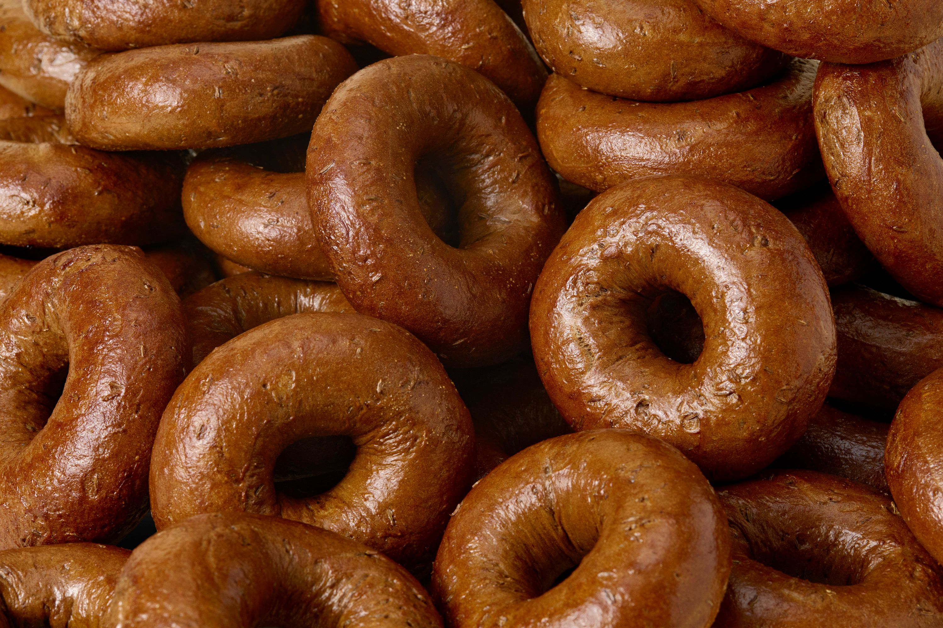 Pumpernickel Bagels