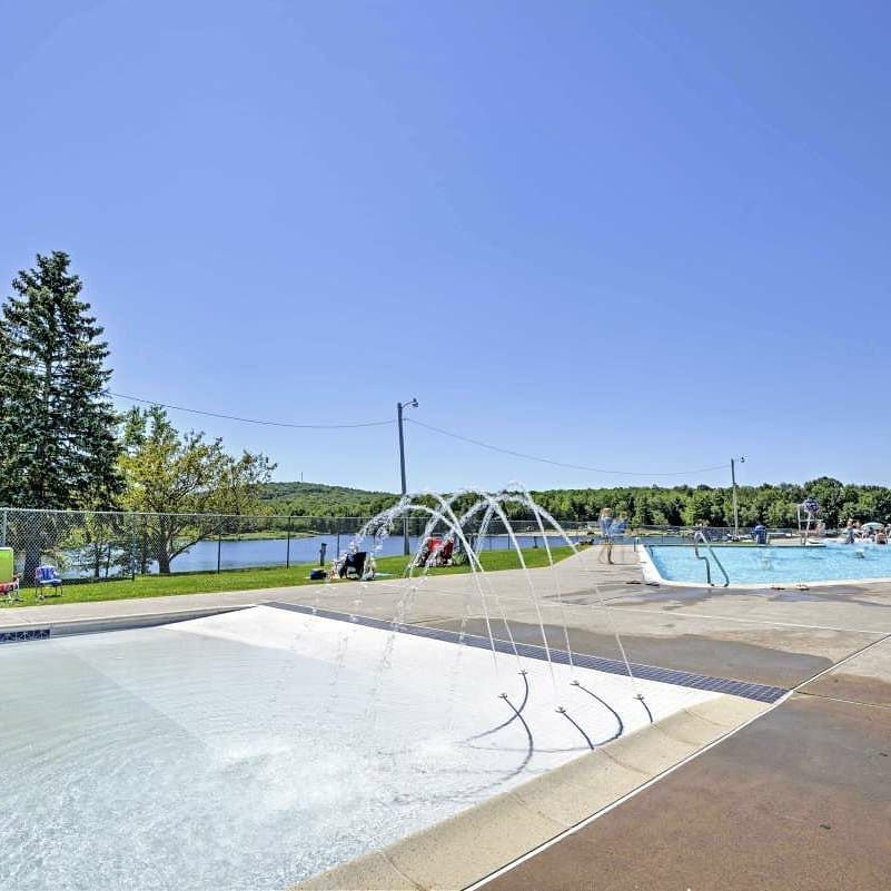 Lakeside splash zone