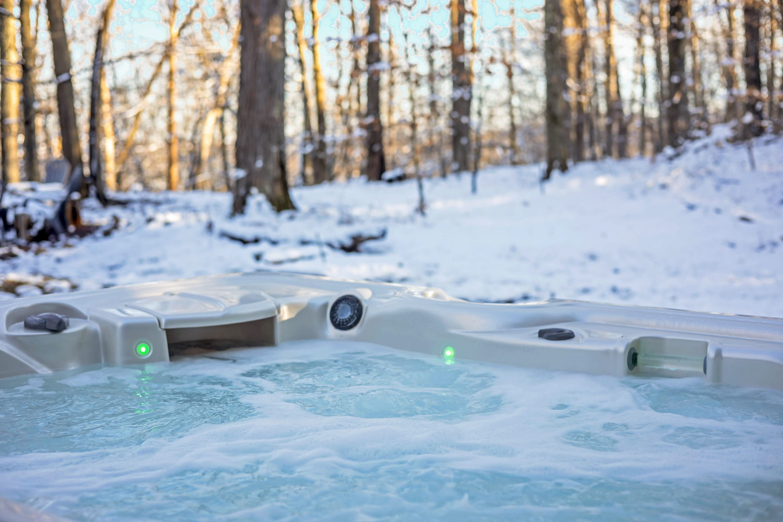 Outdoor winter hot tub