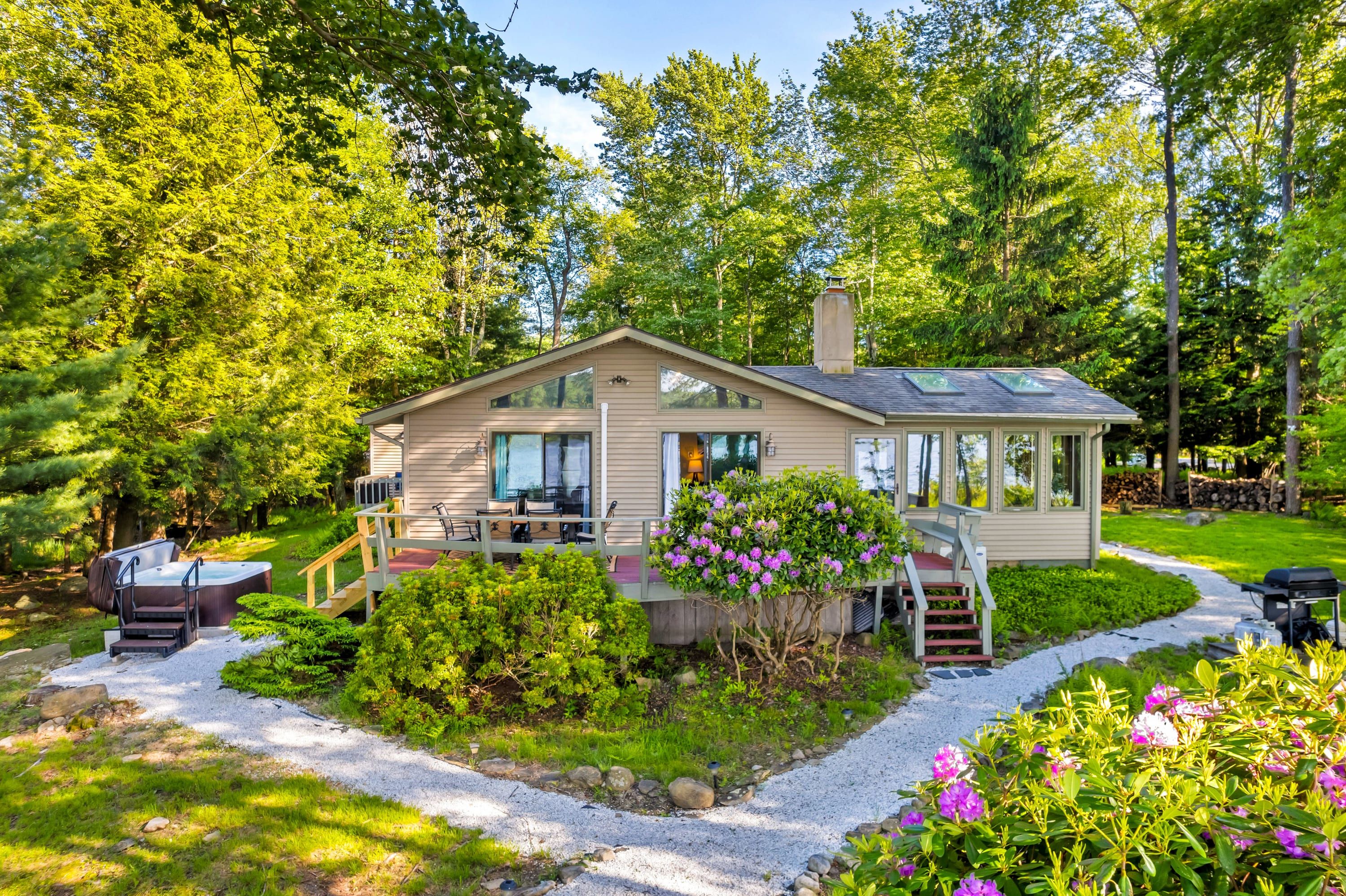 Pocono Homeowners Guide | How Vacation Rental Management Near You Helps