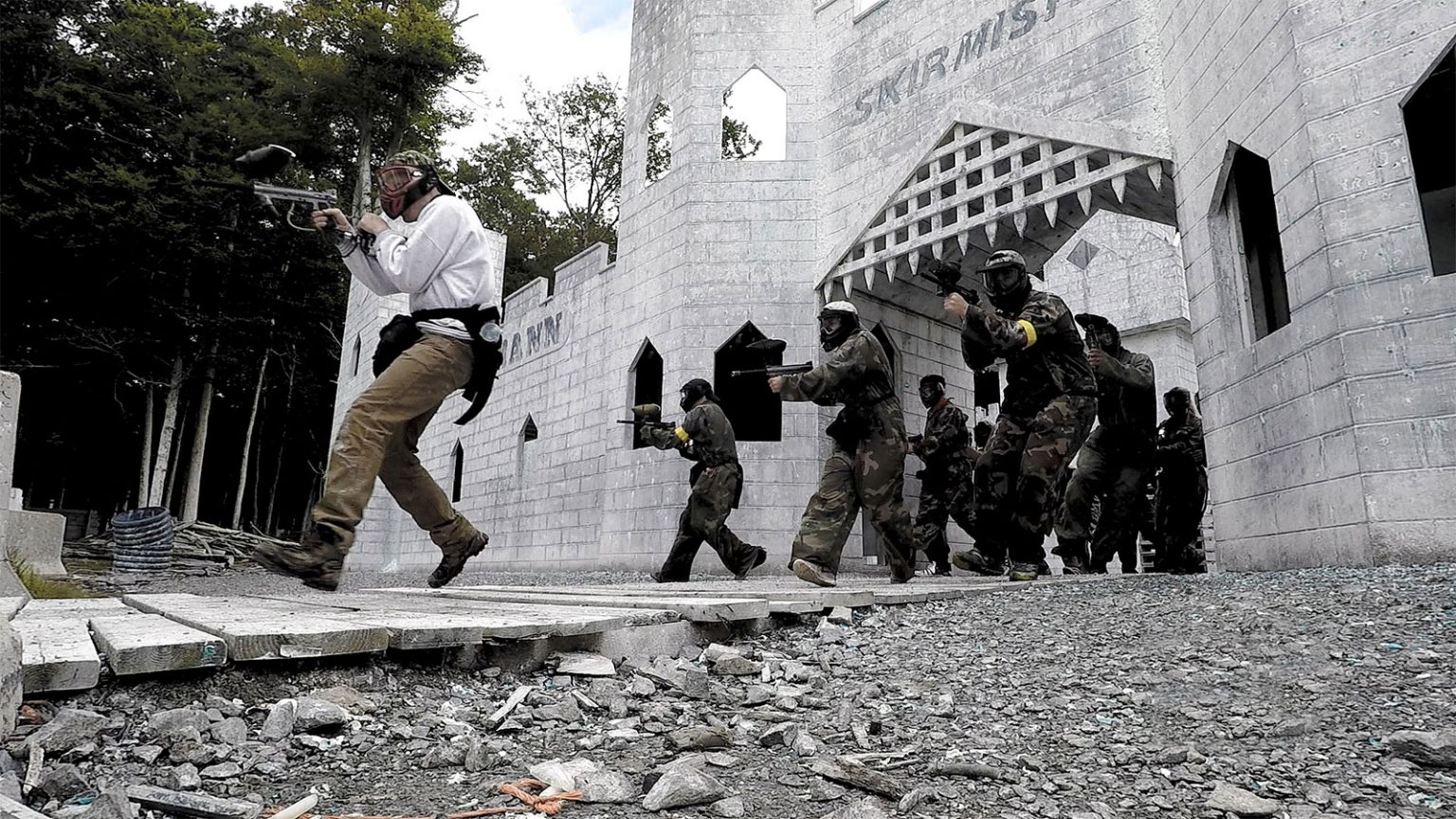 Paintball castle battle